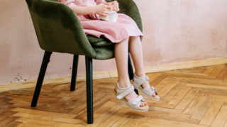 グルーミングの手口イメージ